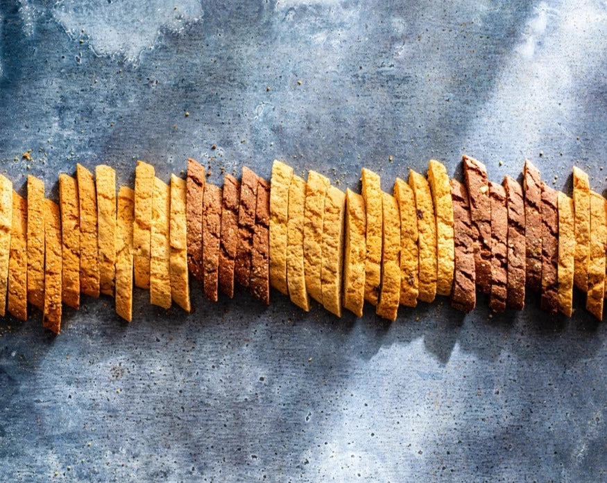 Enzo&#39;s Chocolate Almond Biscotti