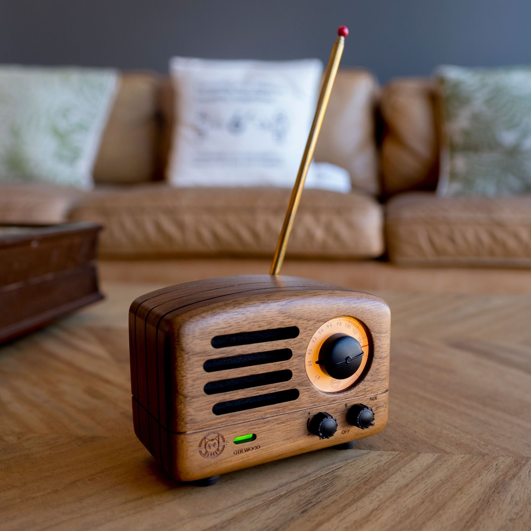 Vintage Radio Bluetooth Speaker