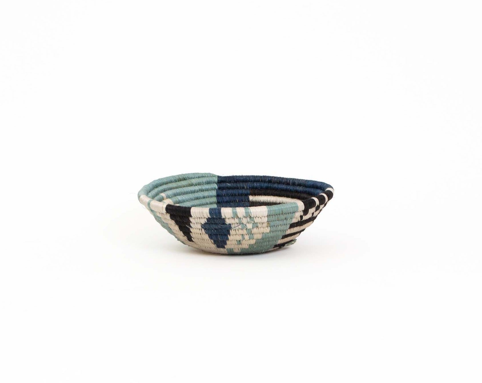 Silver Blue Biko 6&quot; Basket