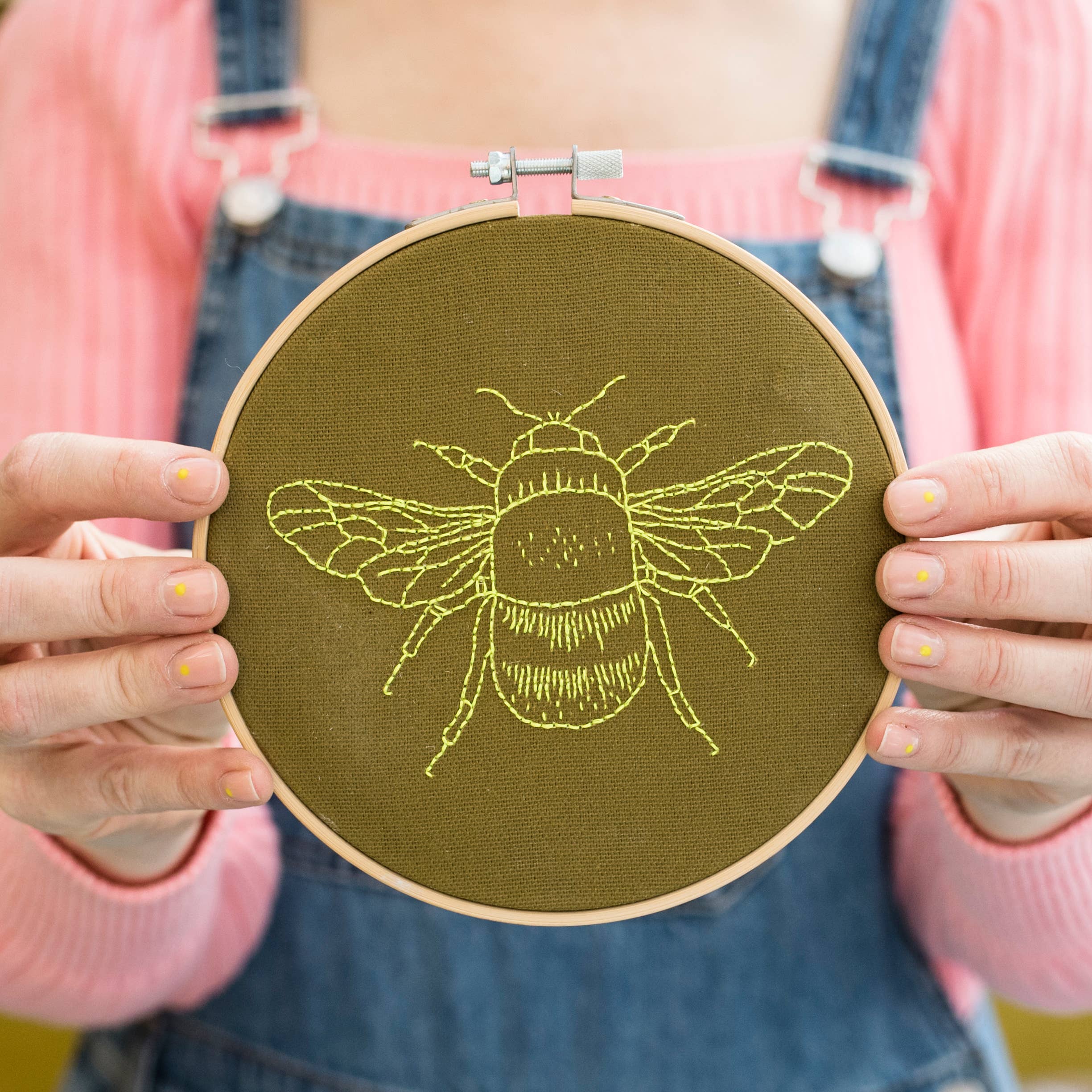 Bee Hoop Embroidery Kit