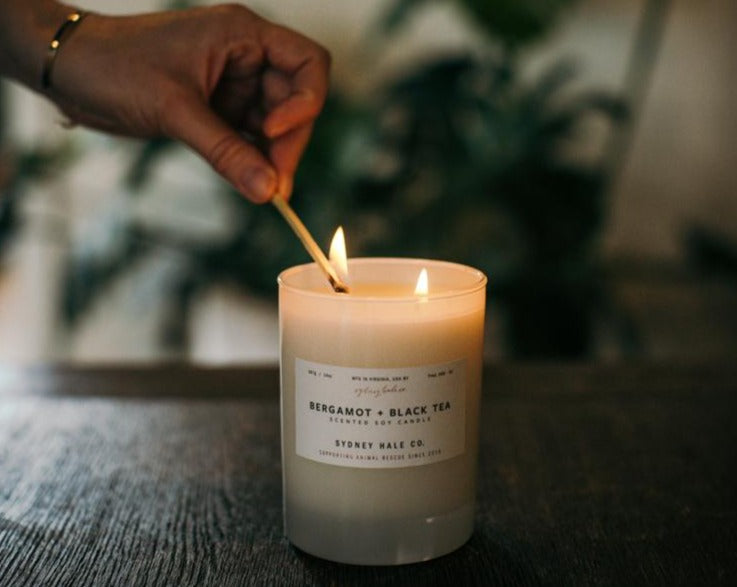 Bergamot + Black Tea Candle Red Orchard